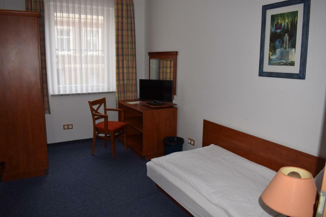 Hotel Garni "Am Hafen" Havelberg Εξωτερικό φωτογραφία